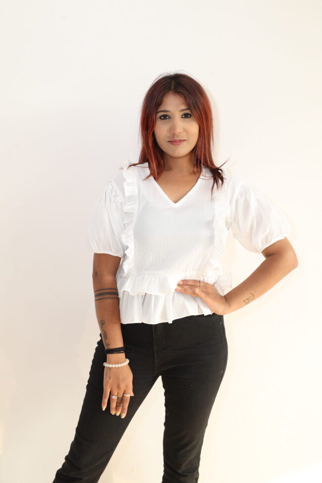 Smart White Crop Top - Image 2